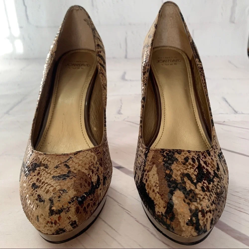 CIRCA JOAN & DAVID LUXE CJPearly Platform Heels